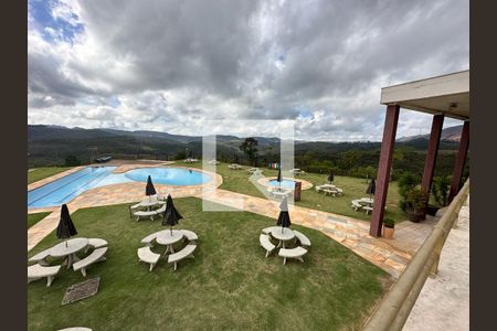 Casa de condomínio à venda com 132m², 3 quartos e 3 vagasÁrea comum - Piscina