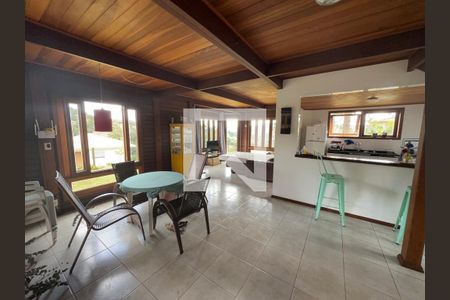 Casa de condomínio à venda com 132m², 3 quartos e 3 vagasCozinha/Sala
