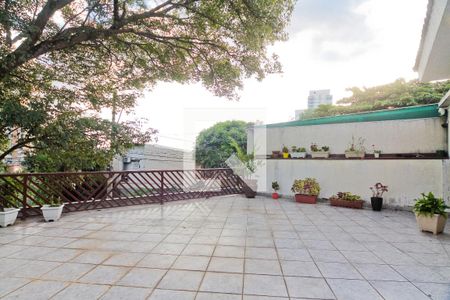 Casa à venda com 428m², 2 quartos e 3 vagasVaranda