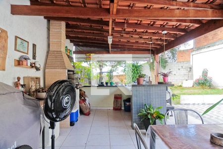 Casa à venda com 428m², 2 quartos e 3 vagasÁrea externa