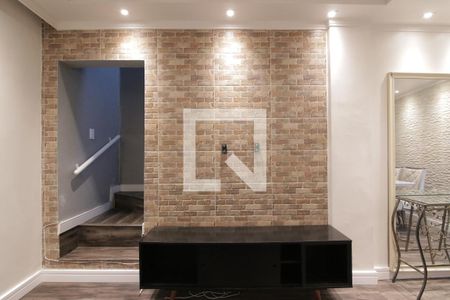 Sala de casa para alugar com 2 quartos, 95m² em Jardim Maringá, São Paulo