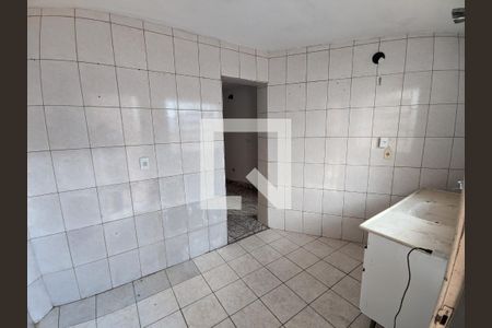 Cozinha de casa para alugar com 1 quarto, 40m² em Vila Albertina, São Paulo