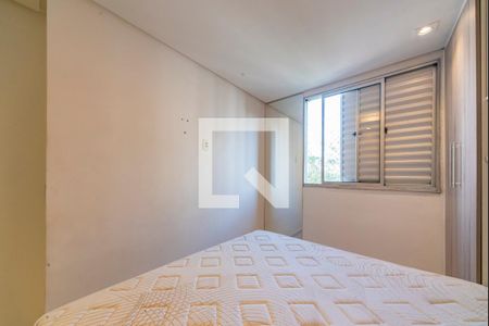 Quarto 2 de apartamento para alugar com 2 quartos, 55m² em Parque São Vicente, Santo André
