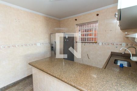 Casa para alugar com 55m², 2 quartos e 1 vaga Casa para alugar com 55m², 2 quartos e 1 vagaCozinha