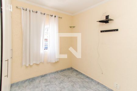 Quarto 1   de casa para alugar com 2 quartos, 55m² em Parque Vitória, São Paulo