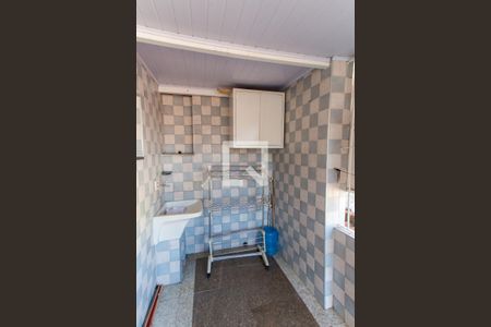 Casa para alugar com 55m², 2 quartos e 1 vaga Casa para alugar com 55m², 2 quartos e 1 vagaÁrea de Serviço