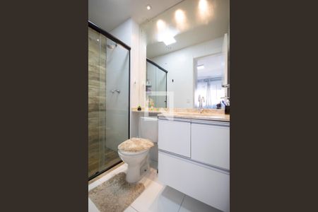 Banheiro da Suíte de apartamento para alugar com 2 quartos, 59m² em Continental, Osasco