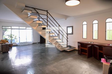 Sala de casa para alugar com 3 quartos, 241m² em Vila Vera, São Paulo