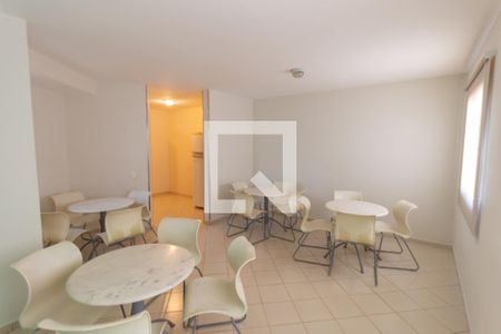 Apartamento para alugar com 48m², 2 quartos e 1 vagaÁrea comum - Salão de festas