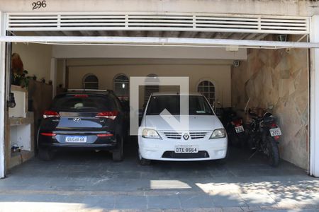 Casa à venda com 300m², 4 quartos e 2 vagasGaragem