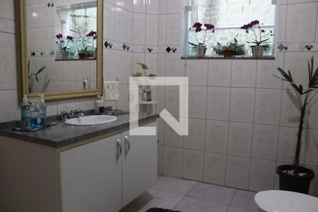 Casa à venda com 300m², 4 quartos e 2 vagasLavabo