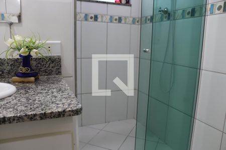 Casa à venda com 300m², 4 quartos e 2 vagasBanheiro da Suíte