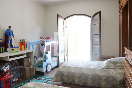 Quarto 1 de casa à venda com 4 quartos, 300m² em Jardim Vila Galvão, Guarulhos