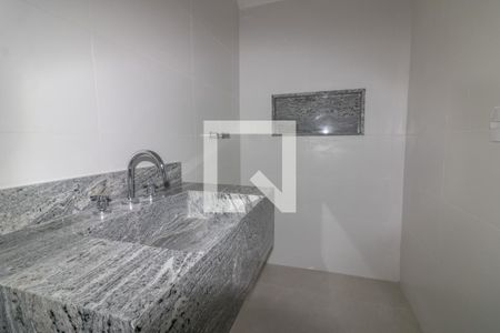 Casa de condomínio à venda com 467m², 4 quartos e 3 vagasBanheiro  (Sótão)