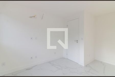 Casa de condomínio à venda com 467m², 4 quartos e 3 vagasSuíte 2