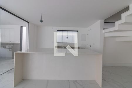 Casa de condomínio à venda com 467m², 4 quartos e 3 vagasCozinha