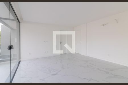 Casa de condomínio à venda com 467m², 4 quartos e 3 vagasSuíte 1