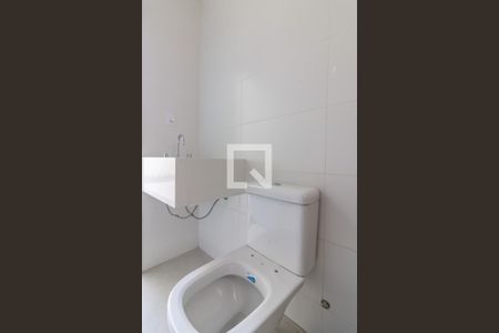 Casa de condomínio à venda com 467m², 4 quartos e 3 vagasBanheiro externo