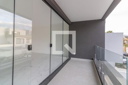 Casa de condomínio à venda com 467m², 4 quartos e 3 vagasSuíte 1 - Varanda