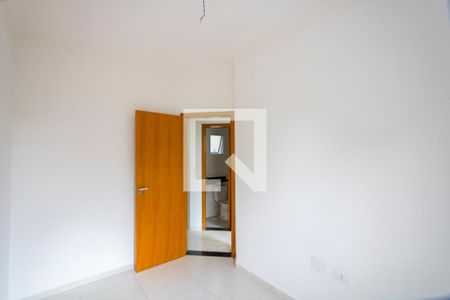 Quarto 2 de apartamento para alugar com 2 quartos, 41m² em Vila America, Santo André
