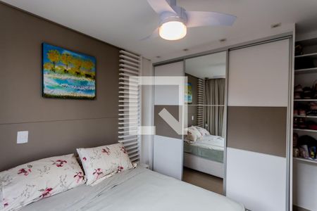 Suíte  de apartamento à venda com 2 quartos, 52m² em Vila Lucinda, Santo André