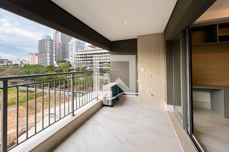 Varanda de kitnet/studio à venda com 1 quarto, 36m² em Indianópolis, São Paulo