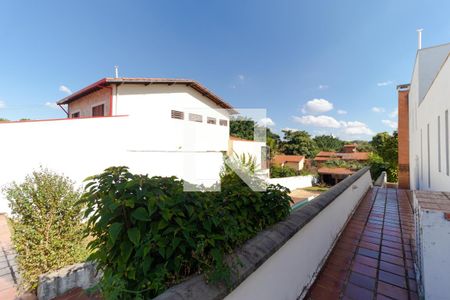 Casa à venda com 330m², 4 quartos e 4 vagas Casa à venda com 330m², 4 quartos e 4 vagasQuintal