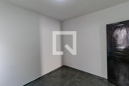 Casa à venda com 330m², 4 quartos e 4 vagas Casa à venda com 330m², 4 quartos e 4 vagasEscritório