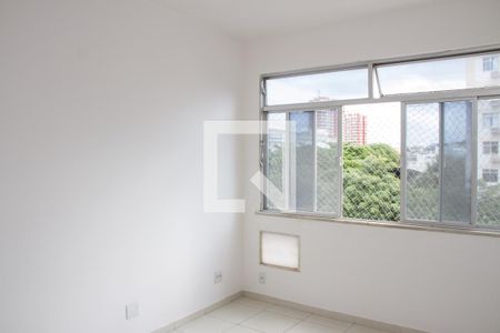 Apartamento à venda com 80m², 3 quartos e sem vagaSala