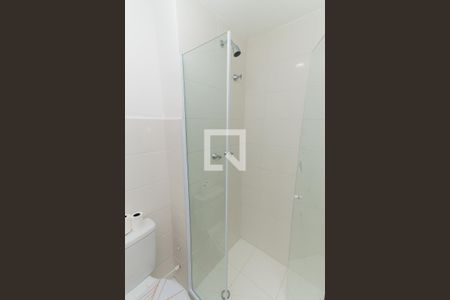 Apartamento à venda com 36m², 2 quartos e sem vaga Apartamento à venda com 36m², 2 quartos e sem vagaBanheiro