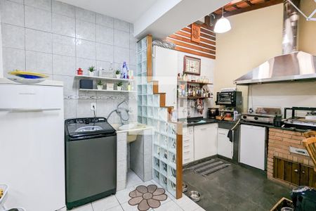 Casa à venda com 188m², 3 quartos e 3 vagasÁrea de serviço