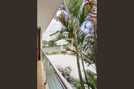 Casa à venda com 188m², 3 quartos e 3 vagasVaranda