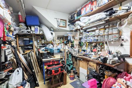 Casa à venda com 188m², 3 quartos e 3 vagasÁrea de serviço