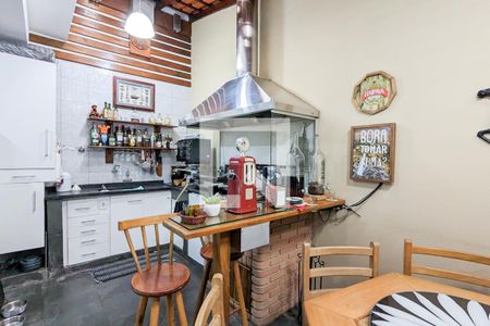 Casa à venda com 188m², 3 quartos e 3 vagasChurrasqueira