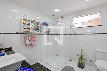 Casa à venda com 188m², 3 quartos e 3 vagasBanheiro