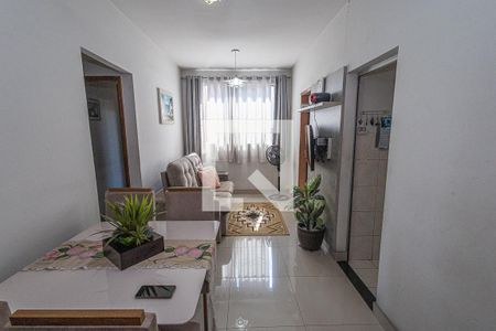 Sala de apartamento à venda com 3 quartos, 60m² em Jaqueline, Belo Horizonte