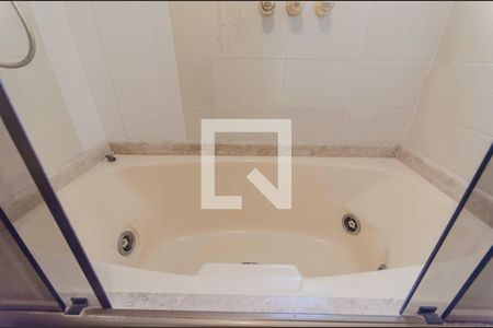 Apartamento à venda com 95m², 3 quartos e 2 vagasBanheiro da Suíte