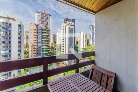 Apartamento à venda com 95m², 3 quartos e 2 vagasVaranda