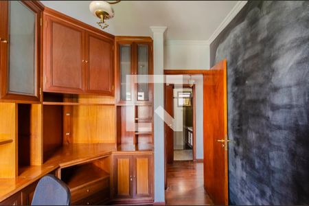 Apartamento à venda com 95m², 3 quartos e 2 vagasQuarto 2