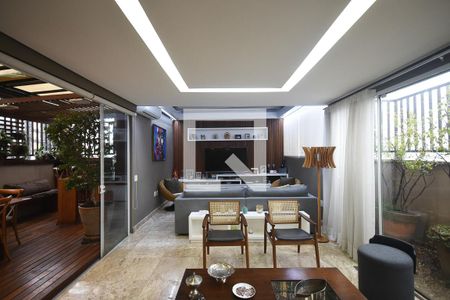 Apartamento à venda com 220m², 3 quartos e 5 vagasSala da cobertura