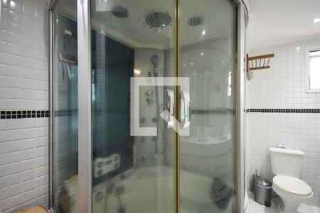 Apartamento à venda com 220m², 3 quartos e 5 vagasBanheiro suíte 3