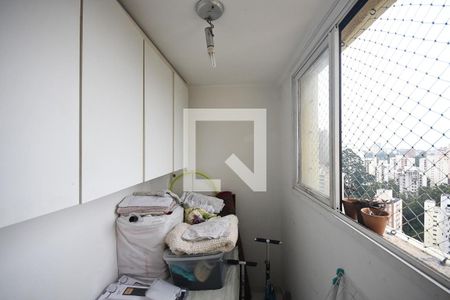 Apartamento à venda com 220m², 3 quartos e 5 vagasQuarto de serviço