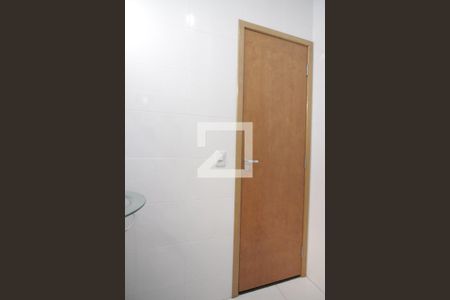 Casa à venda com 110m², 3 quartos e 2 vagasBanheiro 