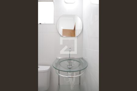 Casa à venda com 110m², 3 quartos e 2 vagasBanheiro