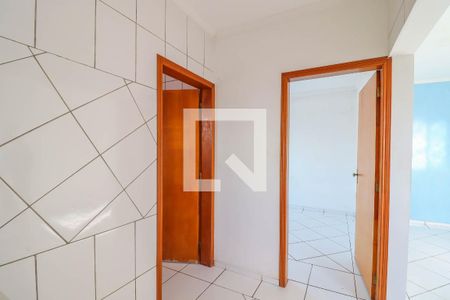 Sala e cozinha de apartamento à venda com 2 quartos, 45m² em Parque Residencial Jundiaí, Jundiaí