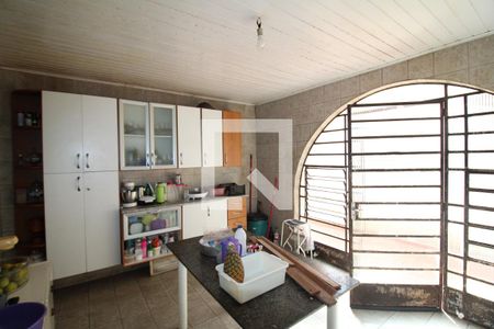 Casa à venda com 300m², 3 quartos e 2 vagasCozinha