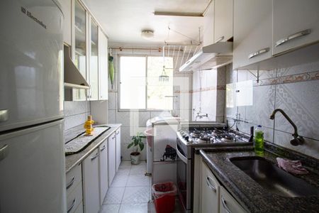 Apartamento à venda com 50m², 2 quartos e 1 vaga Apartamento à venda com 50m², 2 quartos e 1 vagaCozinha e Área de Serviço