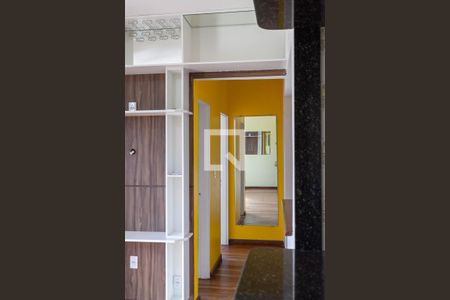 Corredor de apartamento para alugar com 2 quartos, 70m² em Serrano, Belo Horizonte