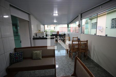 Casa à venda com 284m², 6 quartos e 3 vagasSala de TV casa 4