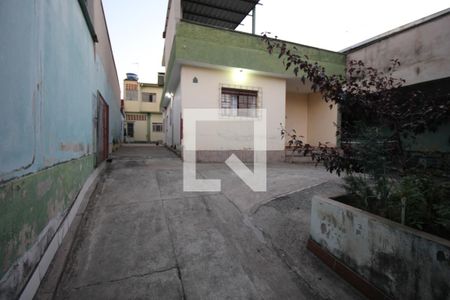 Casa à venda com 284m², 6 quartos e 3 vagasGaragem